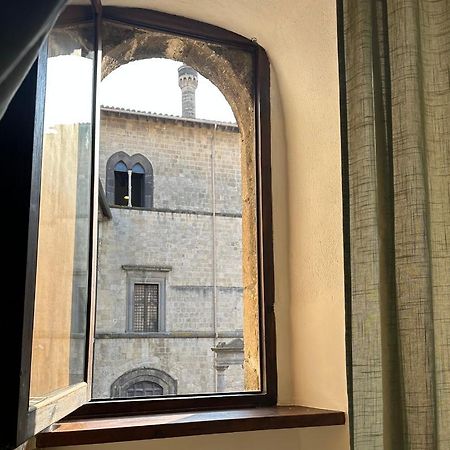 All'Ombra Del Museo Tarquinia Bagian luar foto